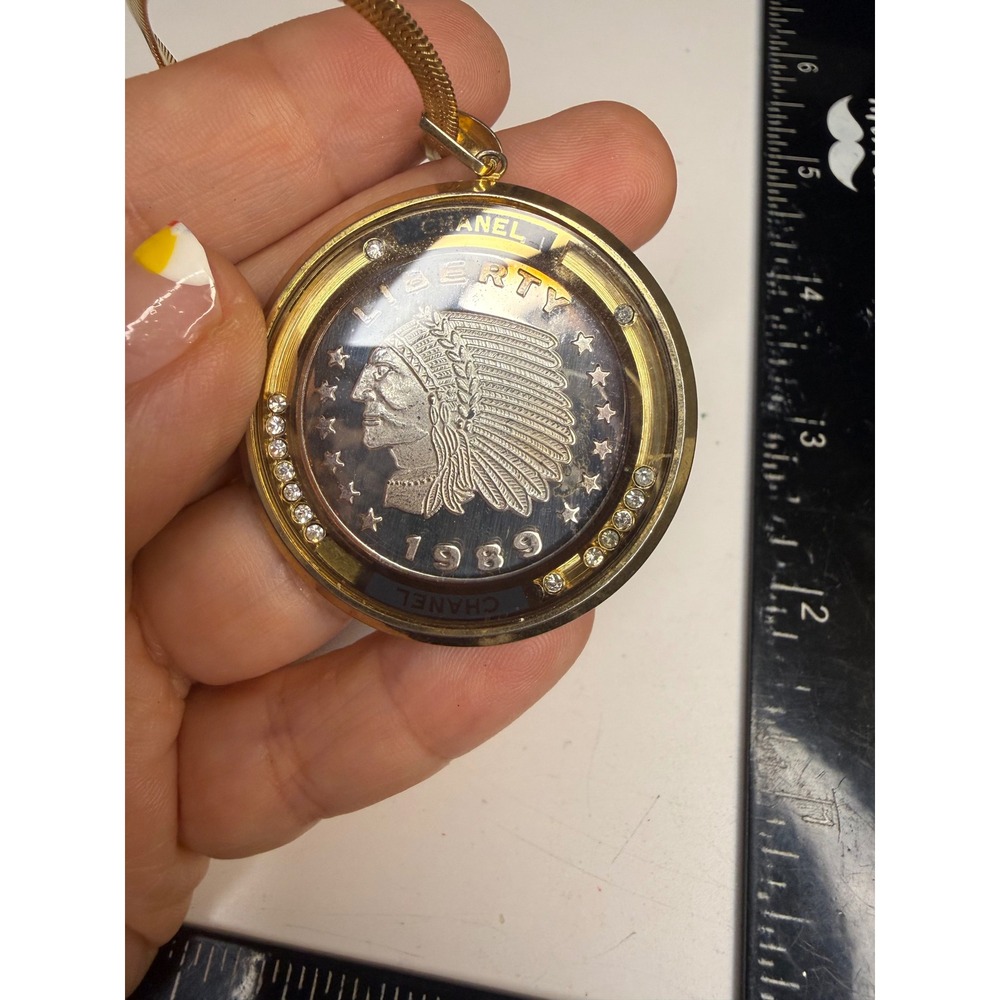 Chanel 1989 Liberty Indian Head Coin Pendant Necklace Gold Tone Rhinestone 99.9
